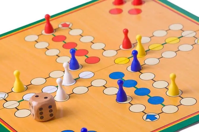 好玩的棋類(lèi)游戲-簡(jiǎn)單的棋類(lèi)游戲大全