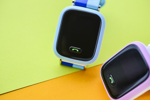 小天才電話手表app怎么自動接電話