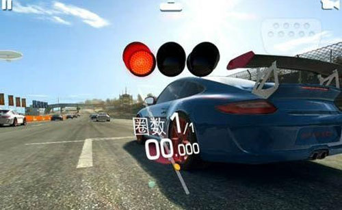 真實(shí)賽車4免費(fèi)版