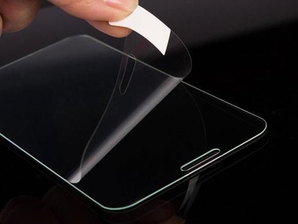 手機(jī)貼膜教程